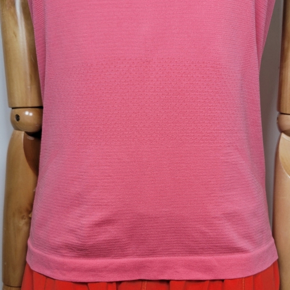 Lululemon Swiftly Tech Racerback Tank Pink Size 8 - Picture 3 of 10